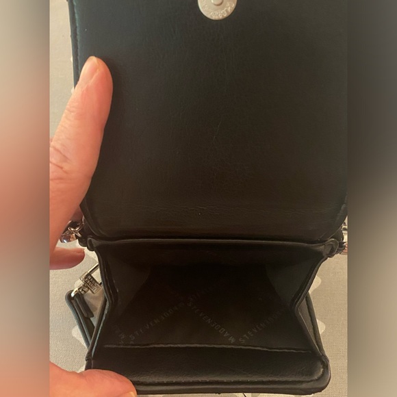 STEVE MADDEN Bmarilyn Faux-leather Chain Link Crossbody Purse black & chrome - Picture 12 of 17